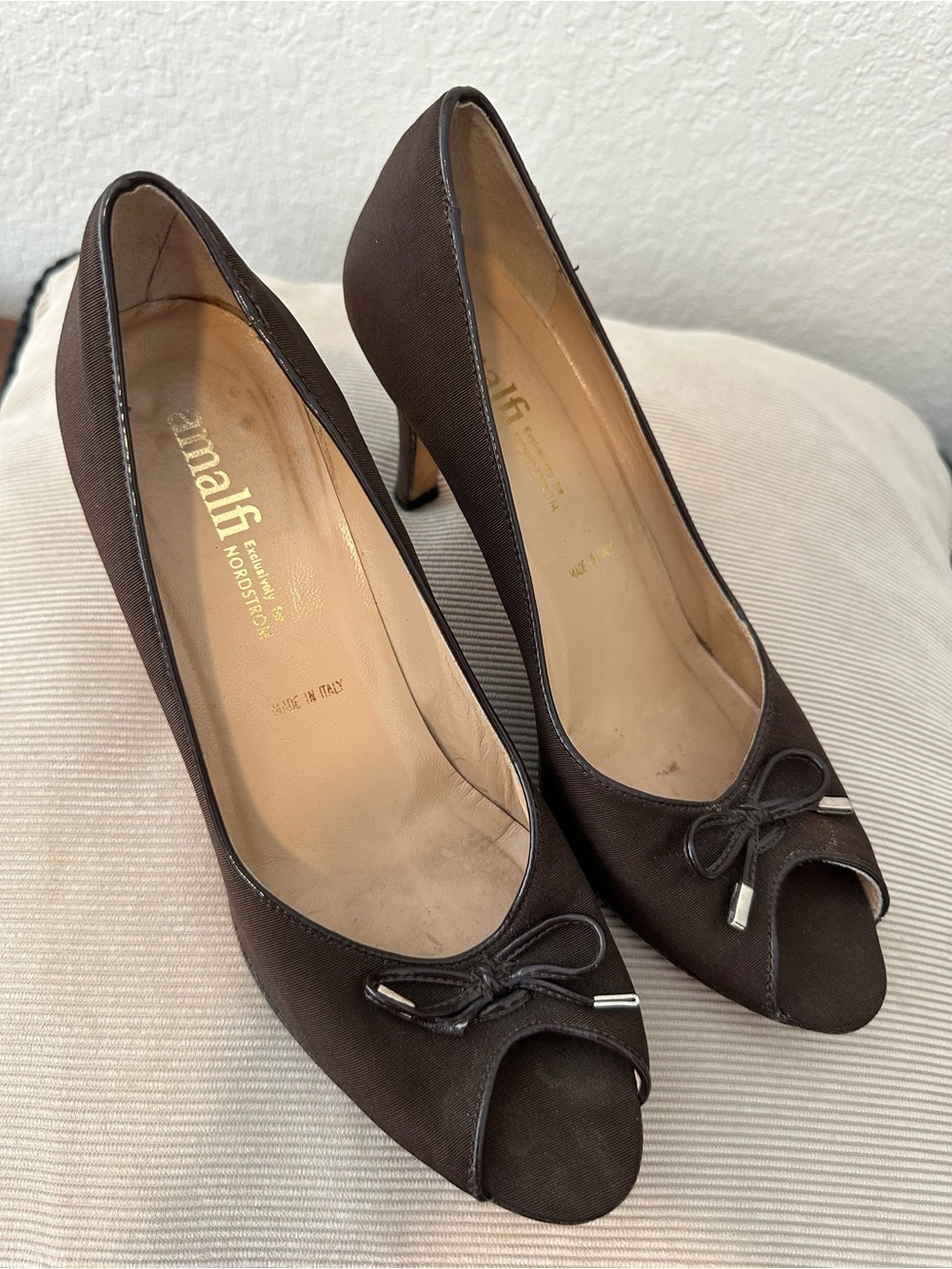 Brown Peep-Toe Heel Pumps - Elegant Bow Detail
